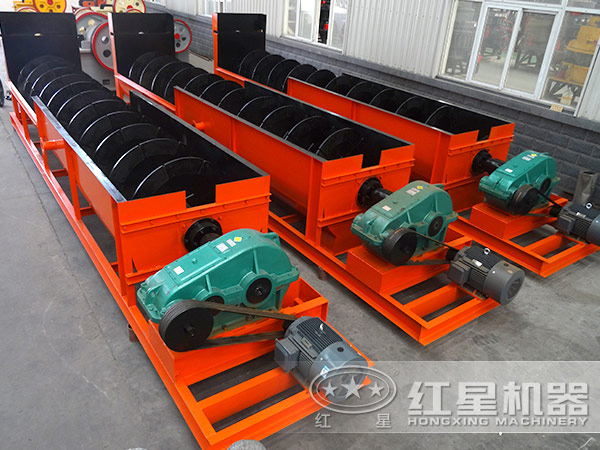 螺旋分級(jí)機(jī)車間一角