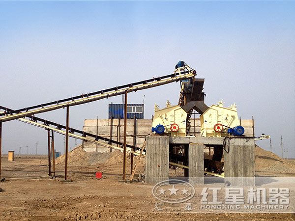 反擊式破碎機客戶現(xiàn)場圖