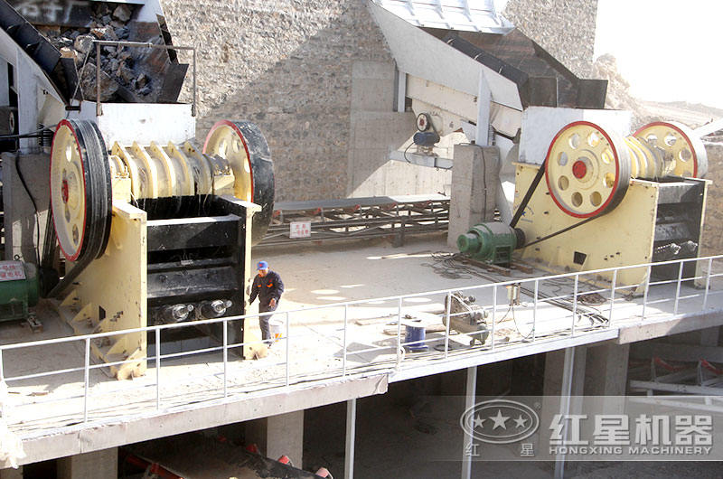 鄂破加工玄武巖，河南客戶現(xiàn)場