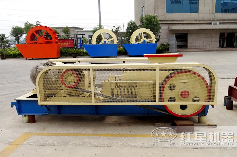 對(duì)輥式破碎機(jī) 對(duì)輥式破碎機(jī)