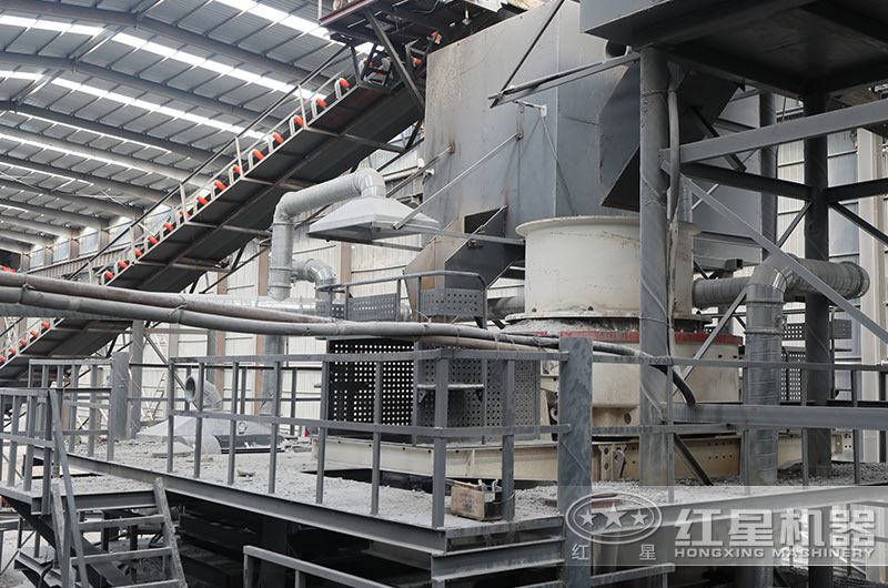 石頭制砂生產(chǎn)客戶現(xiàn)場(chǎng) 石頭制砂生產(chǎn)客戶現(xiàn)場(chǎng)