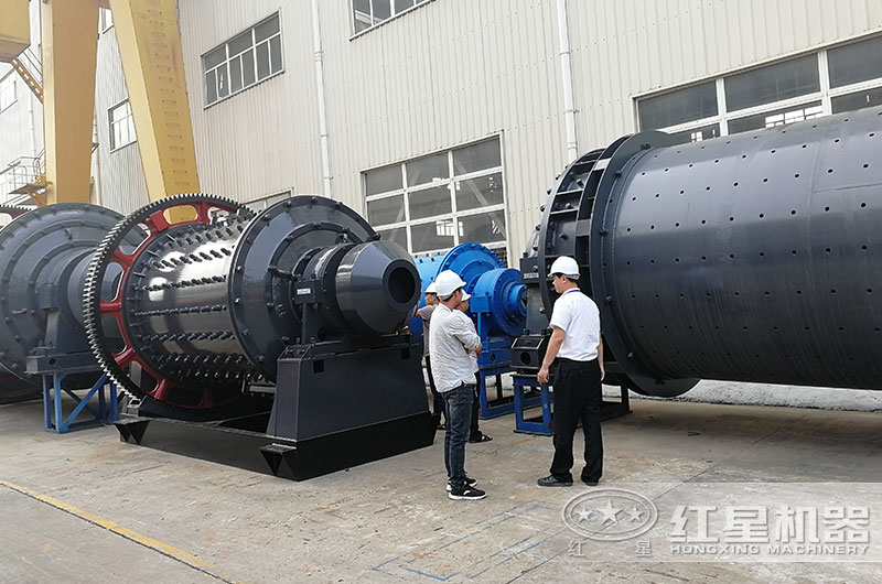 客戶來(lái)廠考察棒磨制砂機(jī)設(shè)備 客戶來(lái)廠考察棒磨制砂機(jī)設(shè)備