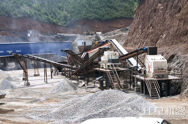 膨潤土貓砂生產(chǎn)現(xiàn)場(chǎng)實(shí)拍 膨潤土貓砂生產(chǎn)現(xiàn)場(chǎng)實(shí)拍