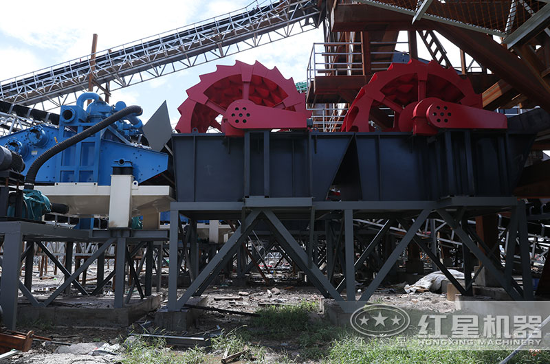 大型機制砂水洗加工客戶現(xiàn)場 大型機制砂水洗加工客戶現(xiàn)場