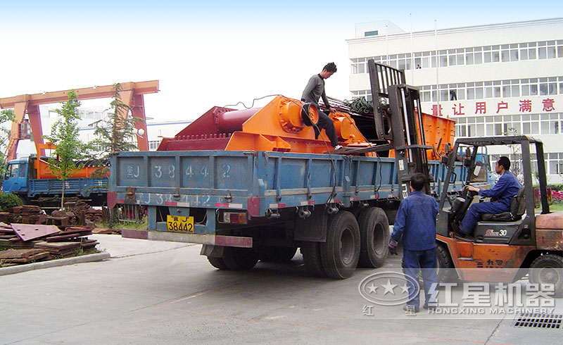 振動(dòng)給料機(jī)發(fā)貨