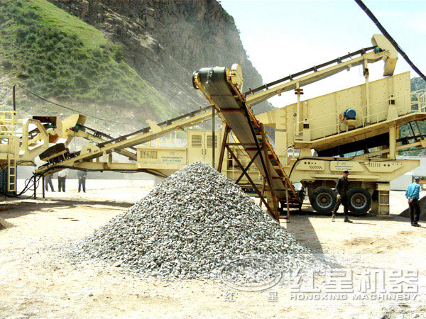 圓錐式移動(dòng)破碎站用戶(hù)現(xiàn)場(chǎng)