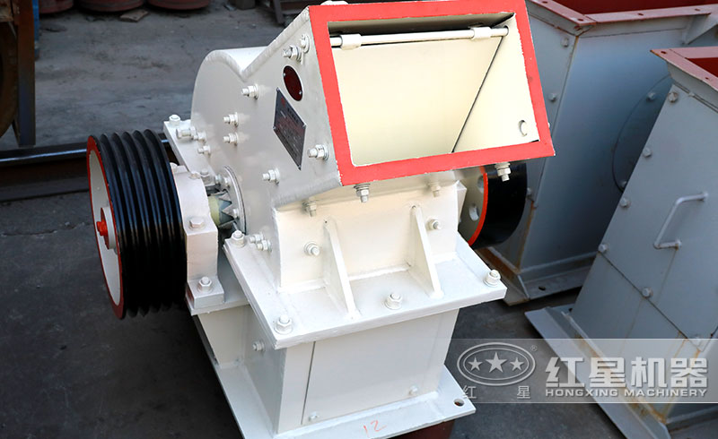 小型錘破碎石機(jī)