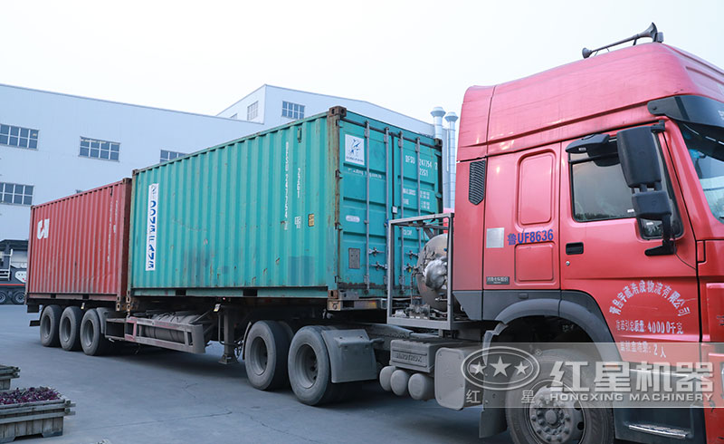 錘式石子破碎機(jī)發(fā)貨現(xiàn)場