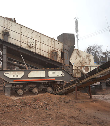 湖南移動式建筑垃圾破碎機客戶生產現(xiàn)場