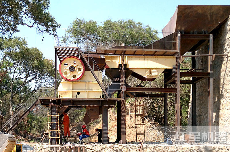 PE400×600顎式破碎機生產(chǎn)現(xiàn)場圖