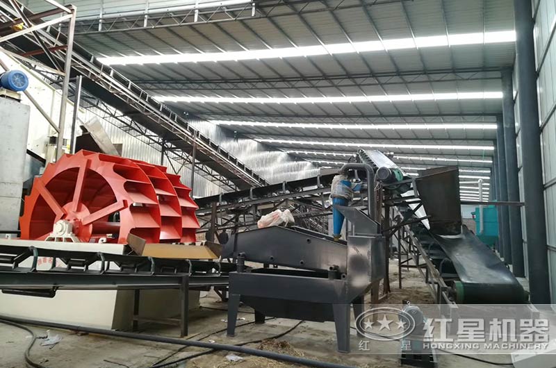 河南客戶(hù)洗砂機(jī)生產(chǎn)現(xiàn)場(chǎng)圖