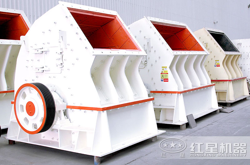 1615重錘式破碎機車間實拍圖