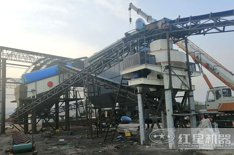 保定曲陽(yáng)一小時(shí)300-500噸打沙機(jī)生產(chǎn)現(xiàn)場(chǎng)