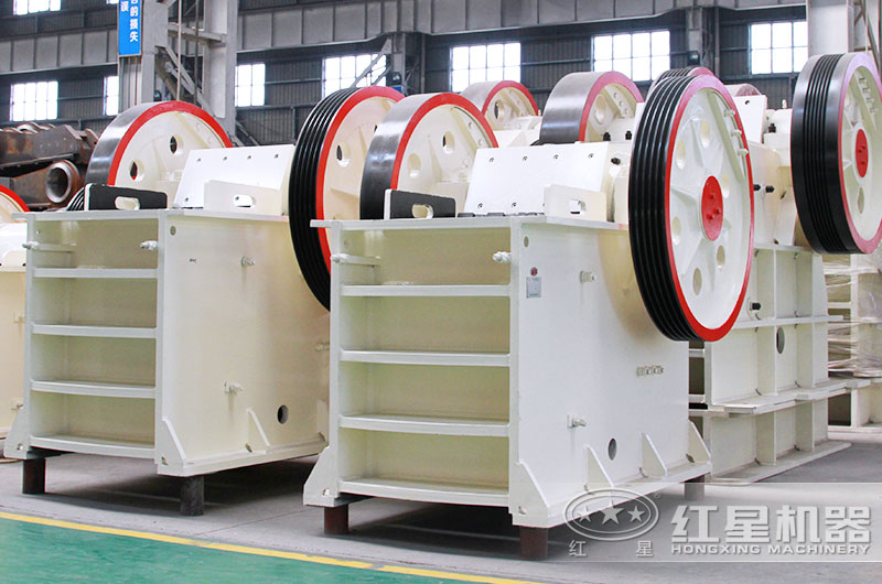 750顎破碎機實拍圖 750顎破碎機實拍圖