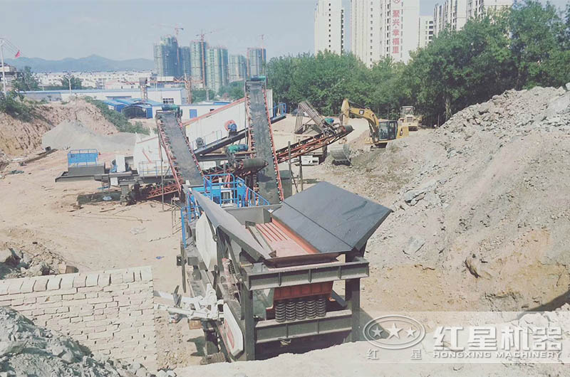 城市混凝土破碎現(xiàn)場 城市混凝土破碎現(xiàn)場